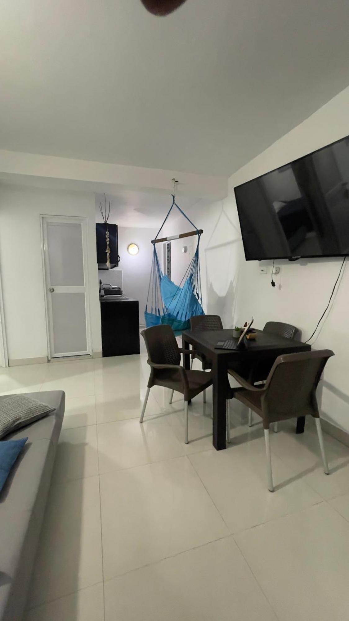 Sea Life Apartamentos En Via Principal Centro Y San Luis San Andrés Exterior foto